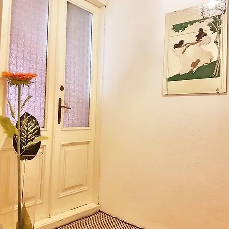 Appartement Bright At Tartini Square